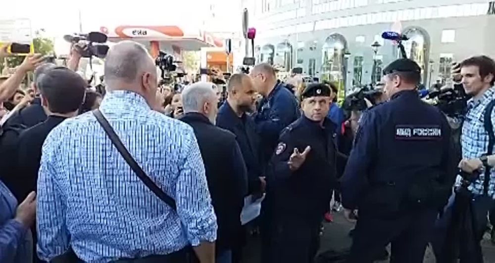 ����� ���������� ������� ��������� �������� ��� ����� ��������