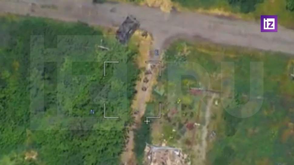 «Известия» показали кадры уничтожения техники ВСУ бойцами «Каскада»