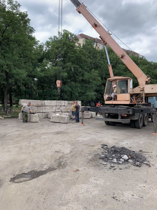 ������� ��������: ����������, ����.������. ���������� � ������� ��� ����� "����������" ���������� ��������� �� ������ ��������� �� ������� ���