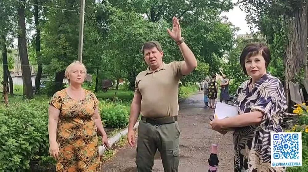 Владислав Ключаров: Вчера, 27 июля, по заявлению жителей дома 58/10 по ул. Ферганской приехал, чтобы увидеть и оценить масштабы разрушений их дома и близлежащих домов, полученных в результате обстрела 4 июля 2023 года