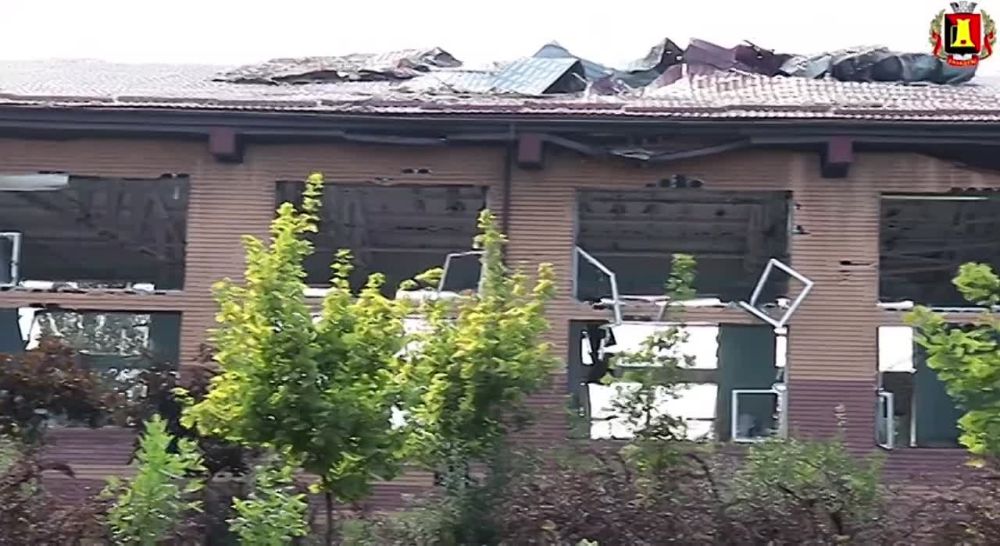 По поручению Главы ДНР и Правительства Республики держу на контроле работы по восстановлению образовательных учреждений города