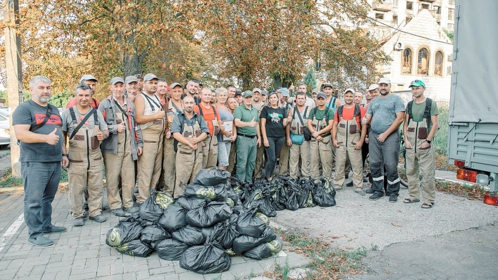 Мэр Мариуполя поздравил строителей с наступающим профессиональным праздником