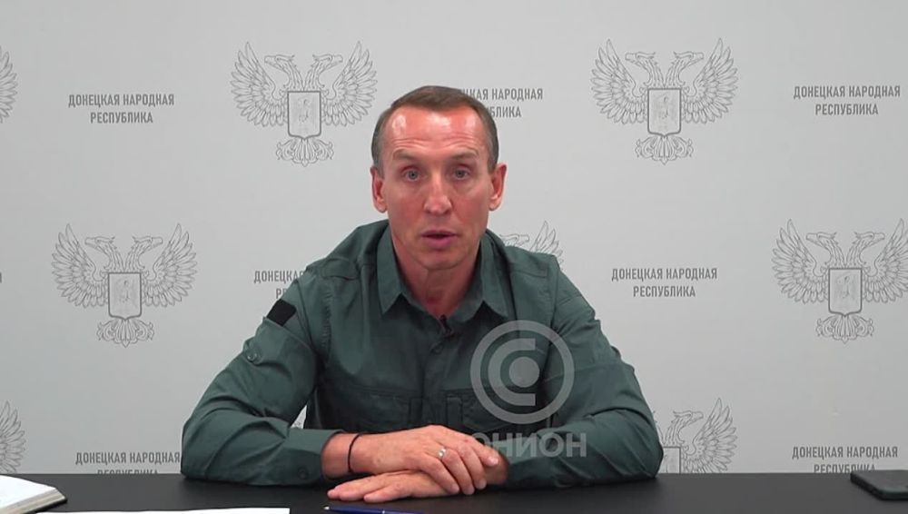 Во дворе нет детской площадки? Хотите удобный внутренний двор? Участвуйте в программе "Комфортная городская среда!"