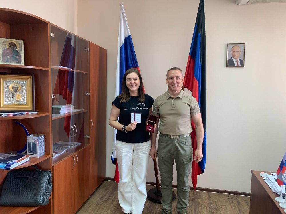 Николай Циганов отметил заслуги руководителей Минстроя ДНР. Министр строительства и ЖКХ ДНР Николай Циганов отметил заслуги руководящего состава Минстроя ДНР в их профессиональный праздник, День строителя