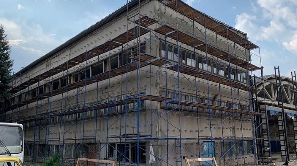 Ленинградская область завершила работы по устройству железобетонных фундаментов ангара ТТУ в Енакиево