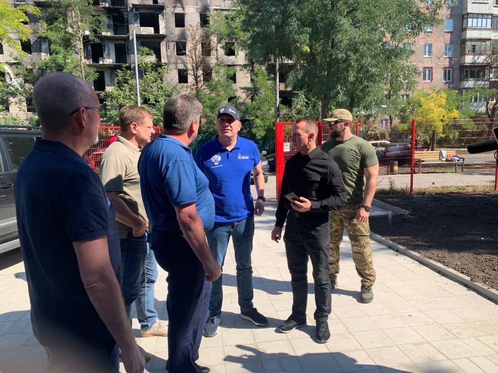 Николай Циганов отметил качество восстановительных работ на объектах здравоохранения города Мариуполя