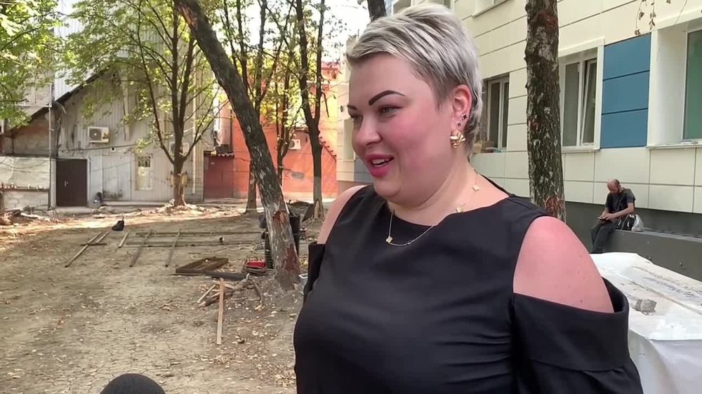 Министр строительства и ЖКХ Республики Николай Циганов посетил восстанавливаемые объекты здравоохранения Мариуполя