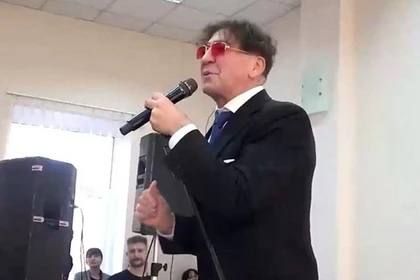 �������� ���� �������� ����� �������� ������� � ���. �������� ���� � ����� ������� �������� � ������, ��� �������� ������� ������� ����� �� ��. ����� ������� ����� �������� ����� �������� � ���������������