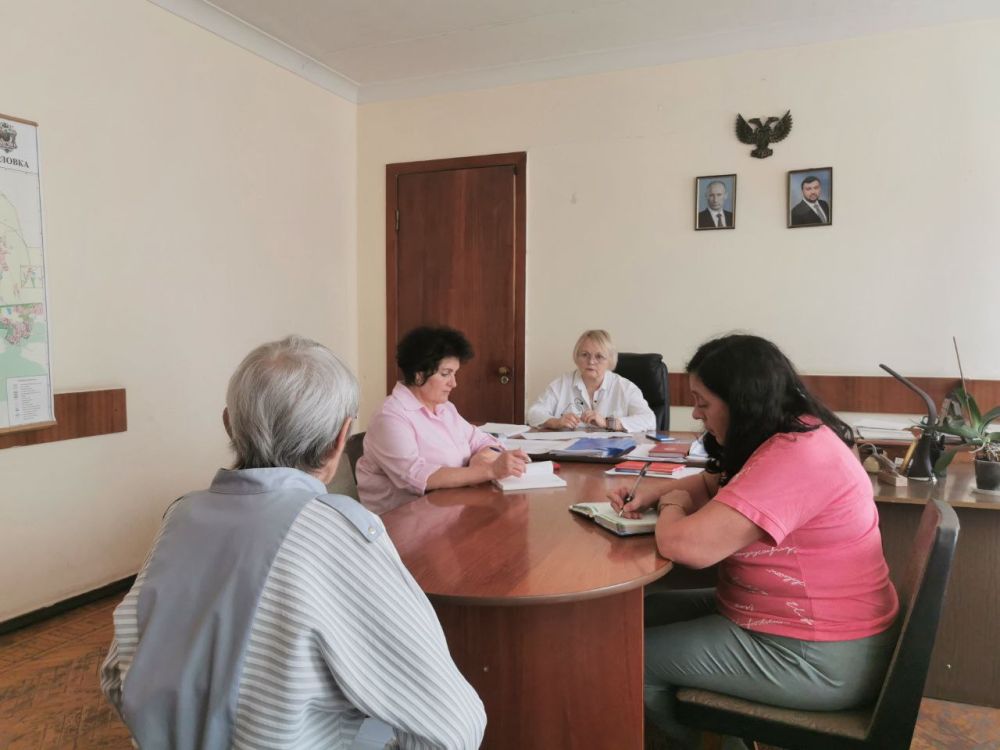 � �����������, 28 �������, ����� ������������� ������������ ������ �. �������� ����� ����������� ������� ������ ����� �������