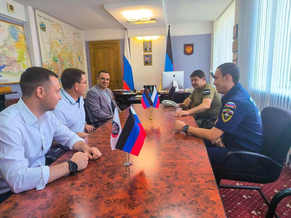 Развиваем добровольчество и восстанавливаем инфраструктуру в Донецкой Народной Республике