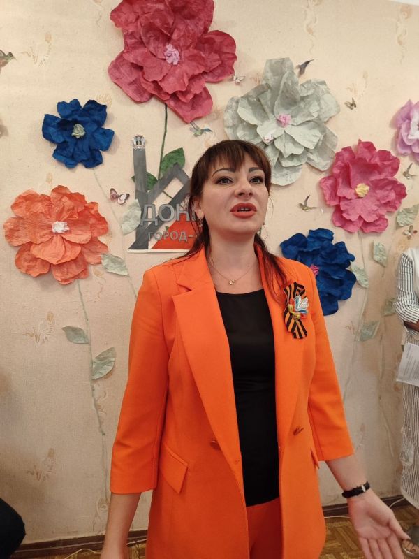 ������� ���������: �������, 8 ��������, ������� ������� � ������������ �������� "������� ���������!" � ��� "�������� ���������� ������ �. �������" � ���������� �������������� � 80-� ���������� ������������ ��������