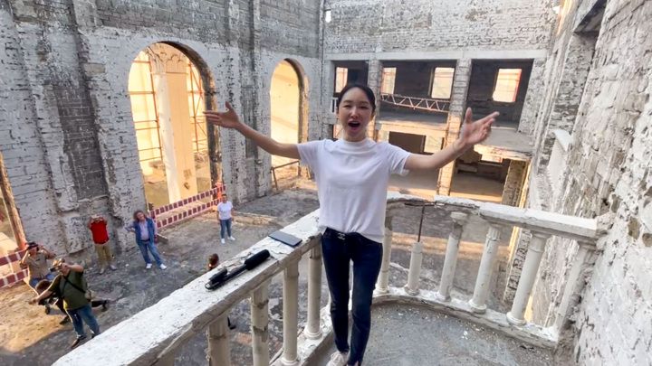 Известные китайские артисты и блогеры побывали в Донбассе