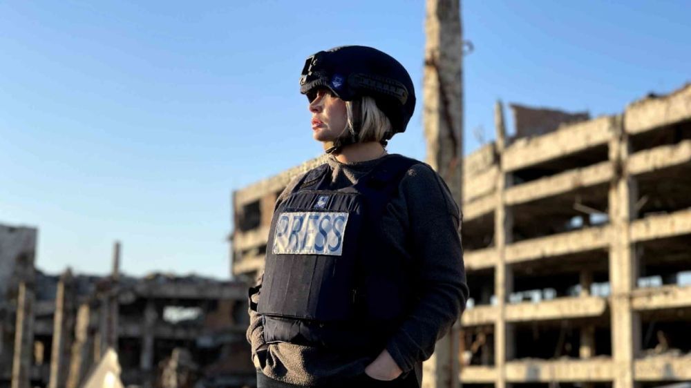 «Каждый раз говорю, это последняя командировка, всё равно возвращаюсь к людям»: 11 месяцев на СВО невоенкора Курлаевой