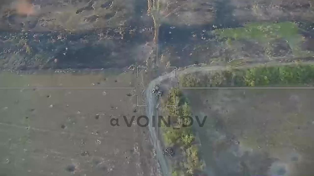 Виталий Киселев: «Ланцет» влетает точно в открытое десантное отделение бронеавтомобиля ВСУ севернее Новомайорского на Южно-Донецком направлении