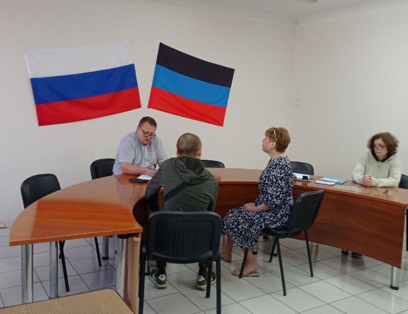 �������, 18 ��������, � ������������� ��������� ������ �. ������� ������ ������ ����� ����� ������������� ��������� ������ �. ������� - ��������� ��������