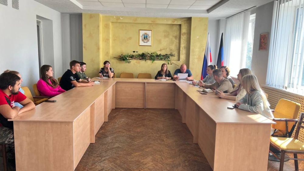 ������� ������: �������, � ������������� ������������ ������ �. ������� ���������� ��������� � �������� ����������� �����...