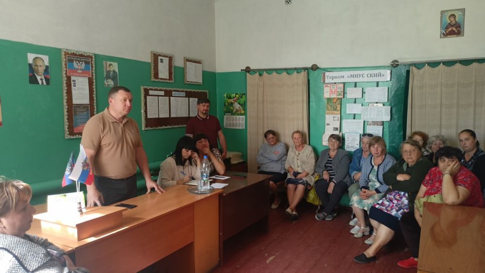 Сергей Ермаков: Провел выездной прием граждан в территориальном комитете «Миусский» по ул. Первомайская, 65