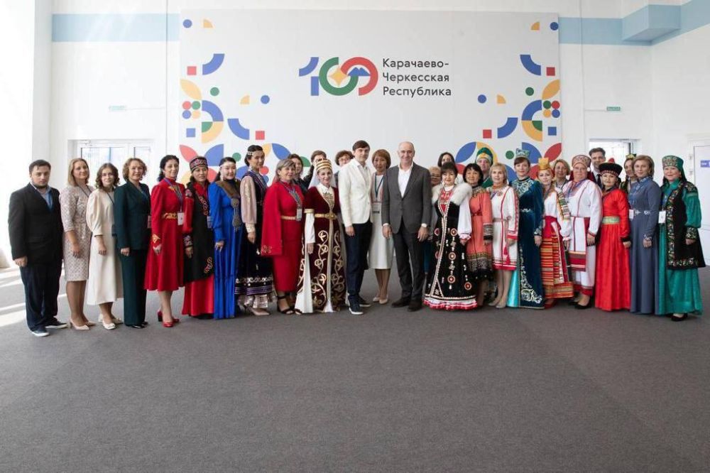 Виктория Жукова: Воспитатель Харцызска стала призером Всероссийского профессионального конкурса «Лучший учитель родного языка и родной литературы – 2023»