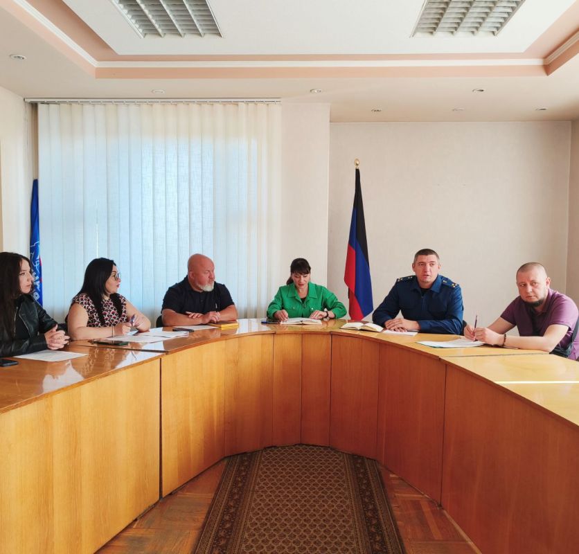 ������� ���������: �������, 26 ��������, � ������������� ���������� ������ �. �������, ��������� � ������������ �����...