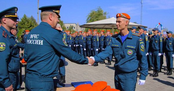 Более 100 курсантов Донецкого противопожарного института приняли присягу