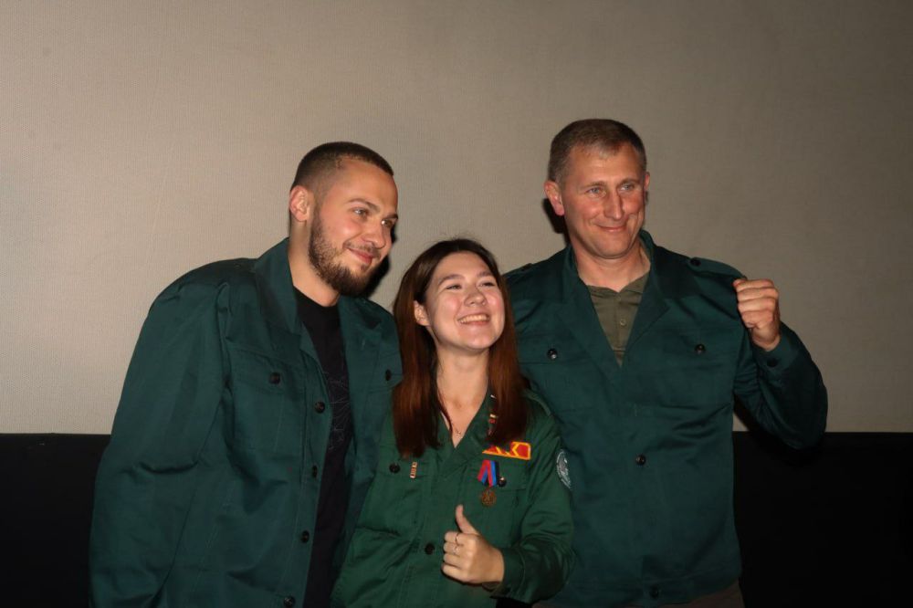 В Макеевке состоялся премьерный показ фильма «ВОЗРОЖДЕНИЕ: хроники студотрядов»