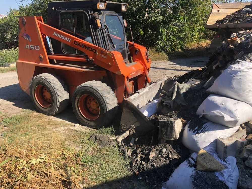 ������� ���������: � ������ ����� "������ �������" � ��������� ������ �. ������� ������������ ���������� ���� ����� �� ���������������