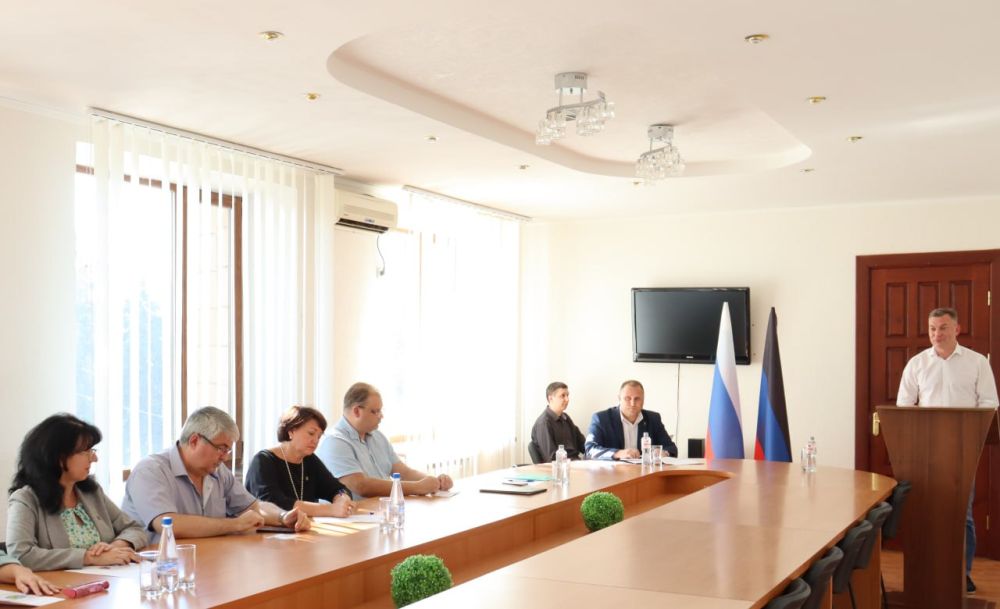 Дмитрий Лысенко: 26 сентября 2023 года состоялось второе заседание Торезского городского совета Донецкой Народной Республики первого созыва