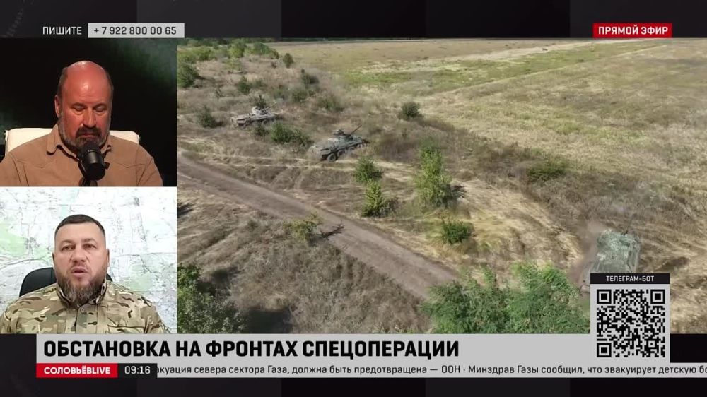 С 2014 года, когда закончилась боевая фаза в ДНР и ЛНР, и мы вышли на временные границы, в Луганск и Донецк приезжали генералы ВСУ. Они участвовали в размежевании линии боевого соприкосновения