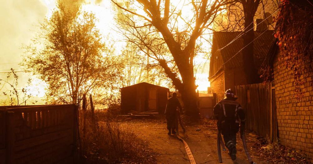 Что известно об обстреле Донецка, где были ранены военкоры "Известий"