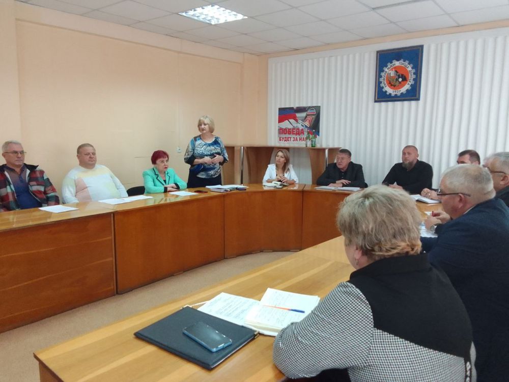 ���� ������: �������, 2 ������, � ������������� ���������� ������ �. ������� ���������� ���������� ��������� � �������� ��������� ��������� � ���������� �������, ������������� �����������, ���������� � ����������� ������, ����������� ��� �������������