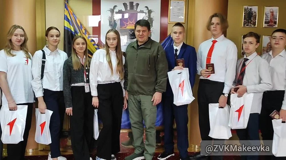 Владислав Ключаров: С гордостью смотрел, как наши юные макеевчане делают важный шаг в своей жизни