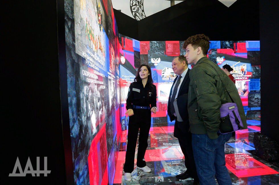 ДНР. Делегация Донецкой Народной Республики планирует отблагодарить каждый из 26 регионов-шефов в рамках Международной...