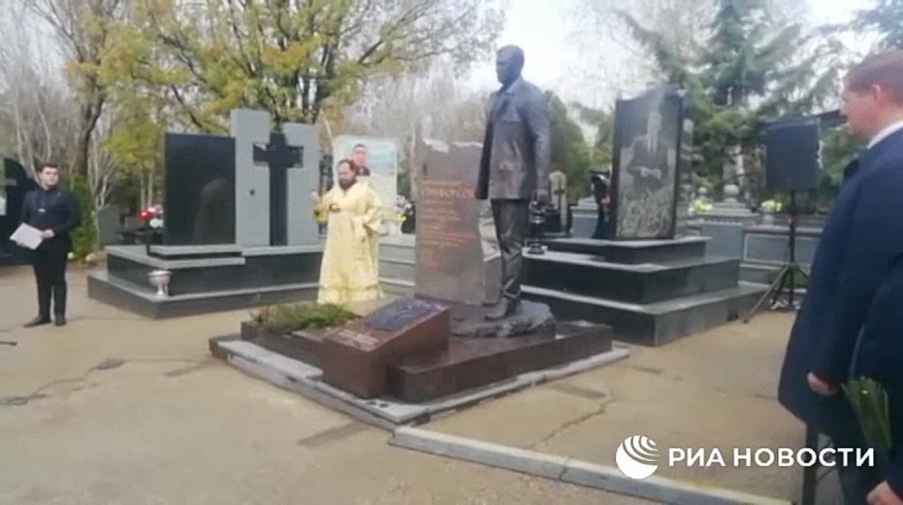 �������� ������� ����������� ������� � ����� � ������ ��������� ��� ������, �������� ������������� ��� �������