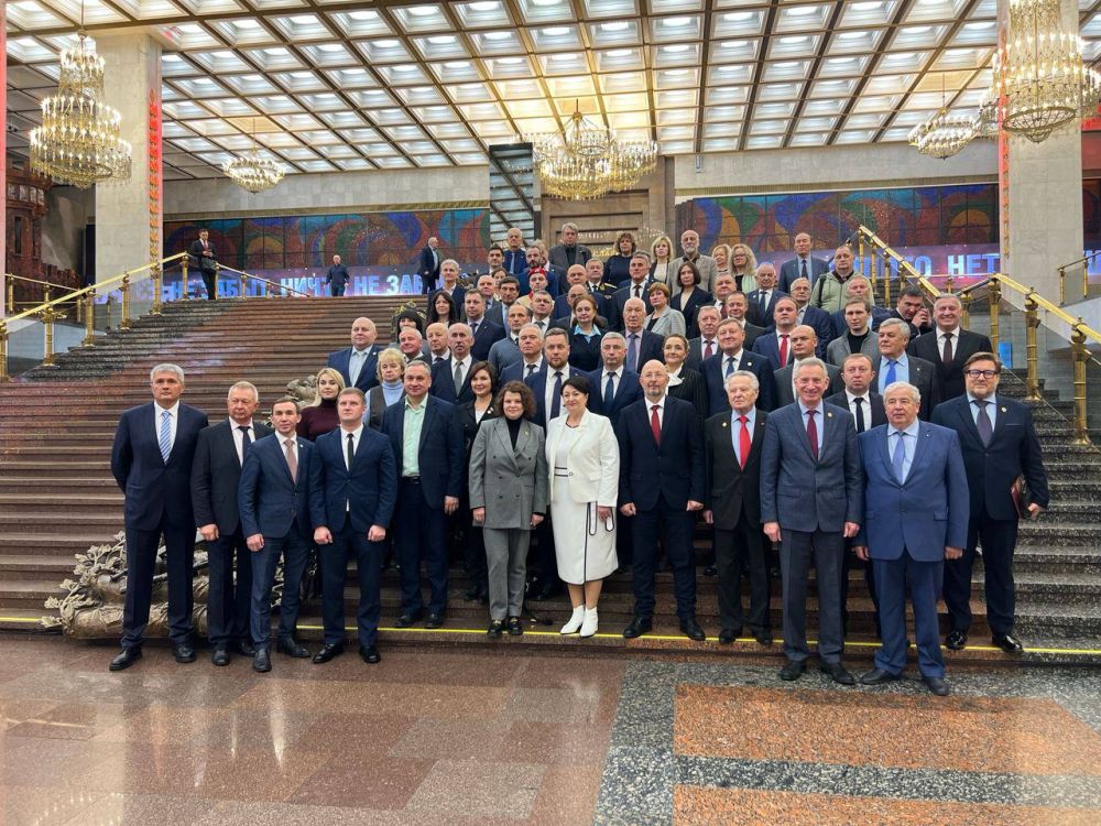 ������ �����������: ������� ������� � XV ������ ����� ������� �������� �����, ����������� 10-������� ������ �������� �����