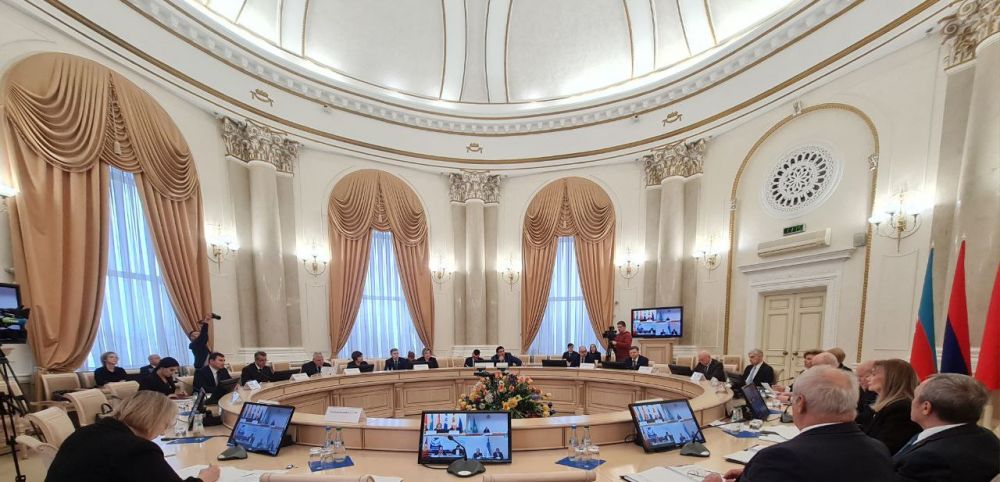 � ������ ���������� ������ ��������� �������� �� ������ �������� ����������� ����������� ����������, � ������� ����������� ������������� ���������� ���������, ����������, ����������, �����������, ������������ � �����������