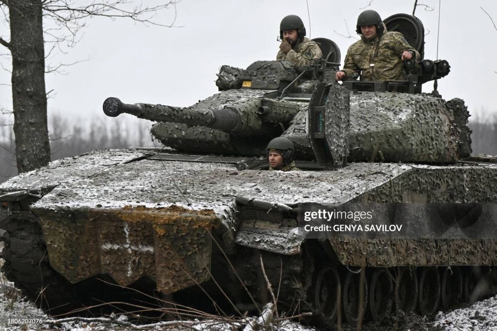 ��� CV9040C 93-� ��������� ���������������� ������� ��������� �� ��� �� ���������� �����������