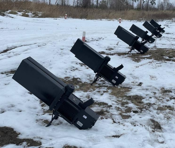 "����������" � ������������� ����������� ������� � "��������"