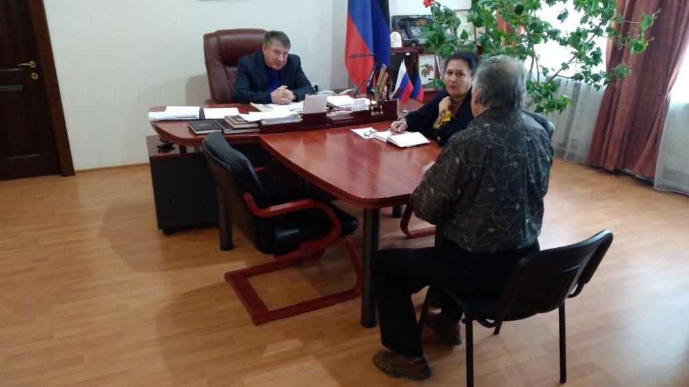 ����� �������. �������, 4 �������, � ������������� ���������� ������ ������� ������ ������ ����� �������. ����� ������ ����� ������������� ���������� ������ �. ������� ���� ������