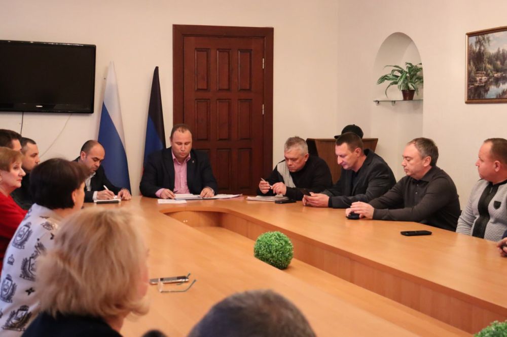 ������� �������: �������, 4 �������, ���������� ��������� ��������� ���������� ���������� ������ �������� �������� ���������� ������� ������