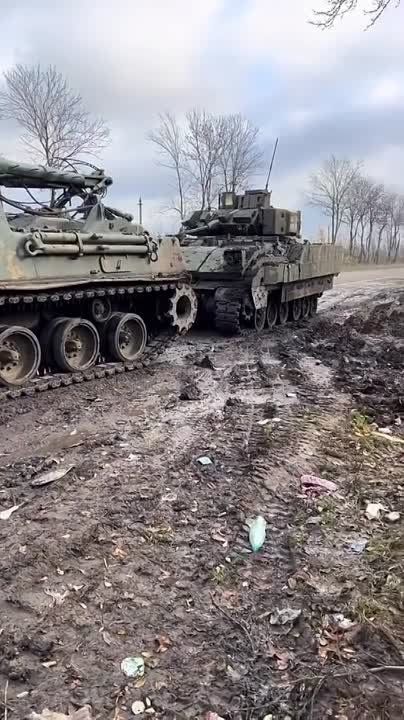 � ��� ��� ����� ��������� ����������� ����� �������� ��� M2A2 Bradley ODS-SA ��� ������ ������������ ���� M88