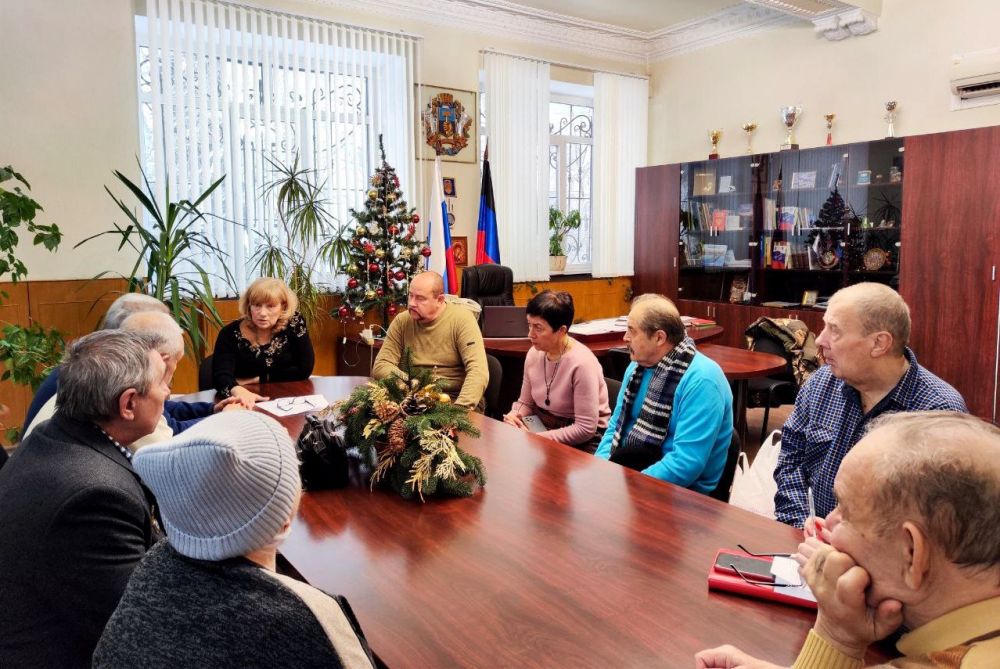 �������, 14 �������, ����� ������������� �������������� ������ �. ������� ������� �������� ����������� � ������������� ����������� ������ �� ������������� ���