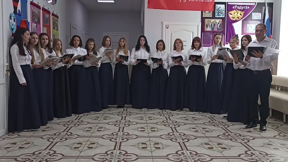 Константин Зинченко: Поздравляю со светлым христианским праздником — Днем святого Николая! Желаю, чтобы в этот день в вашем доме воцарились мир, чистота, гармония и уют!