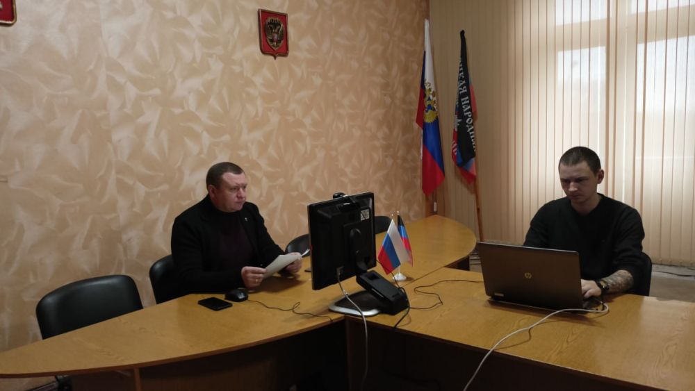 В прямом эфире отвечаем на вопросы жителей