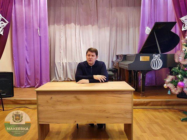 Глава Макеевки провёл сход жителей в Кировском районе