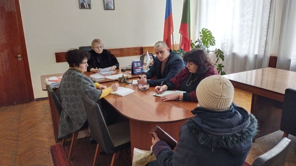 ������ ����� ������� ������ ������������� ������������ ������ �. �������� ������ ������������