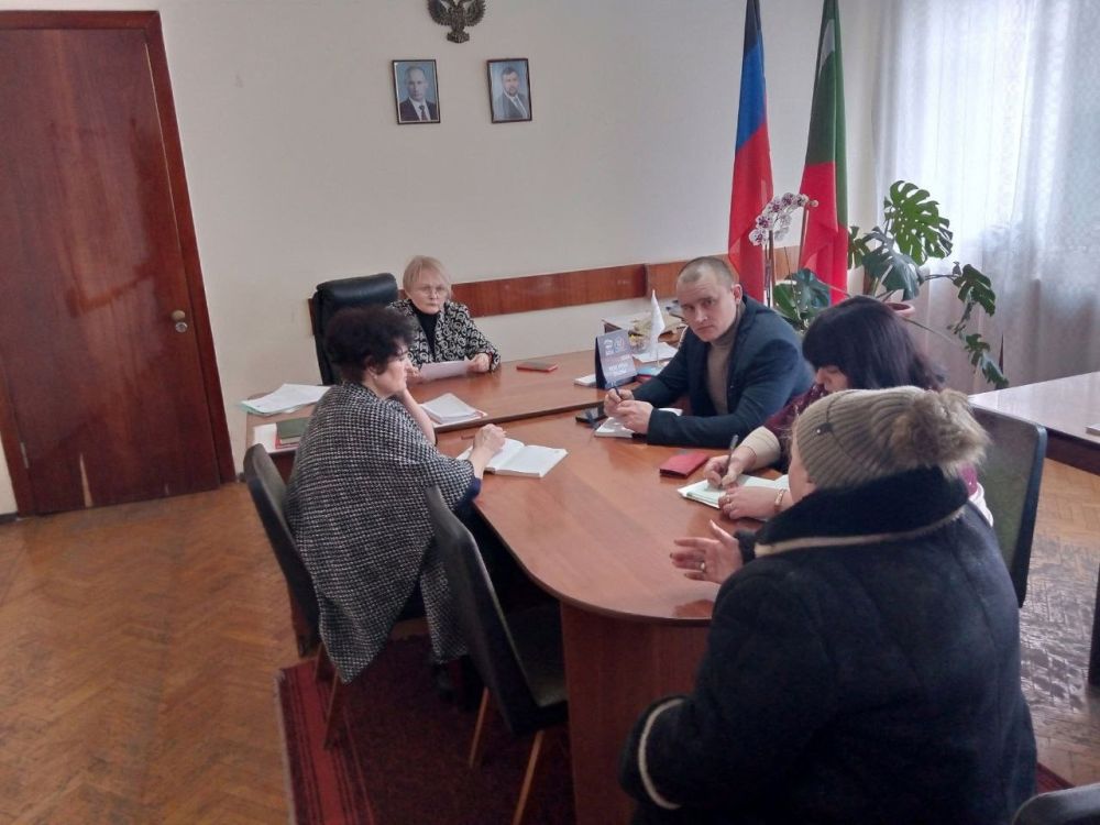 ������ ����� ������� ������ ������������� ������������ ������ �. �������� ������ ������������