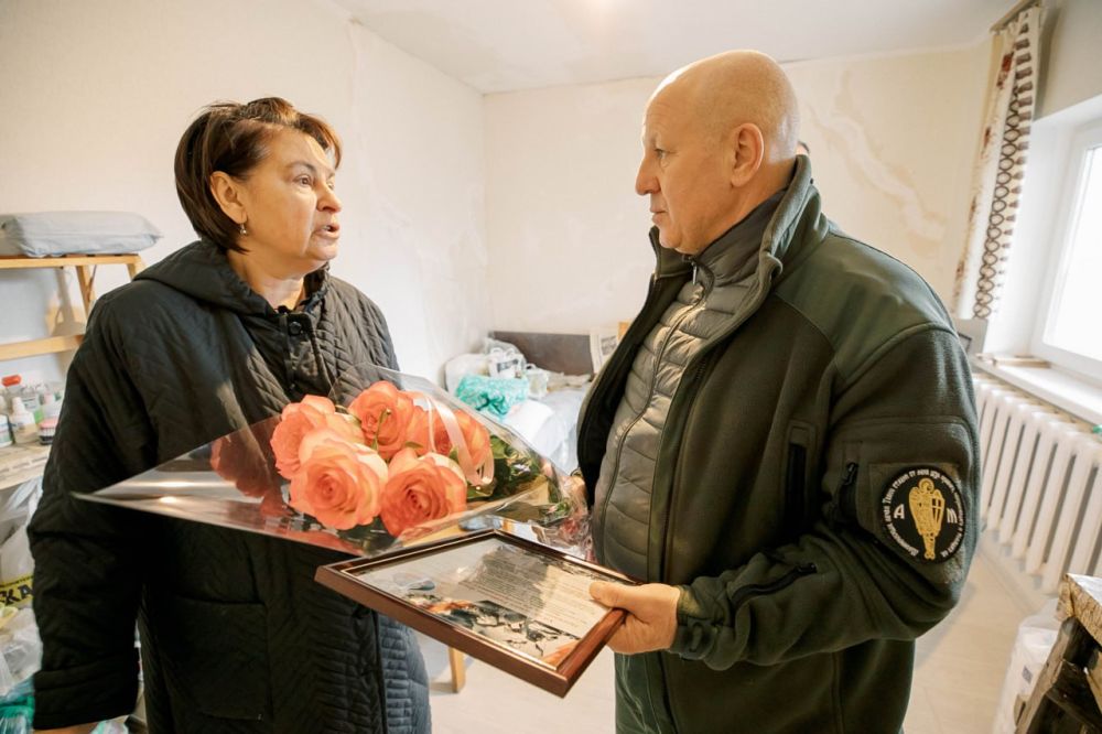 ���� ������: � ������������� ��������� �������� ��������� ���� �. ��������� ����������� ���� � ��������� ���������� ������ �������� ���������� ���������� �� 100-������ ������� ������� ���������� ������