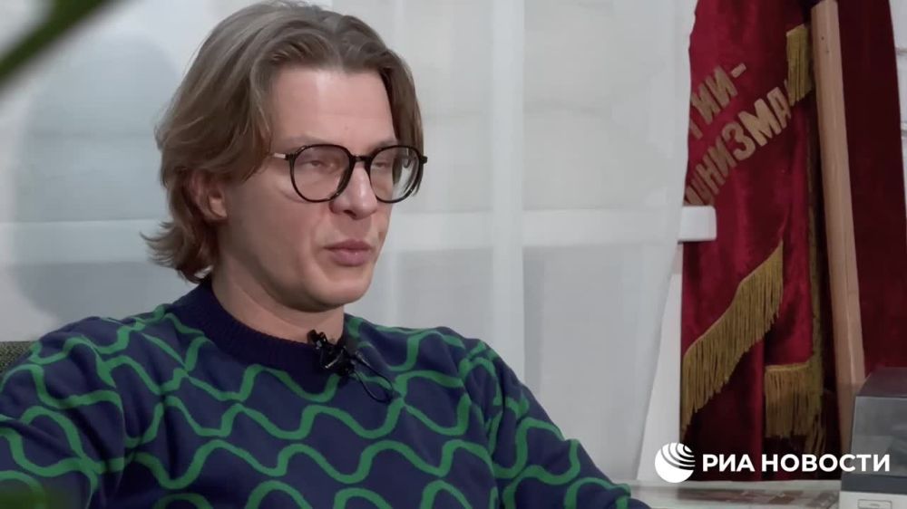 В Запорожской области намерены модернизировать морской порт Бердянска, и построить новую железнодорожную ветку Мелитополь-Ростов, рассказал журналистам и.о. зампреда правительства по экономике Запорожской области Юрий Гуськов