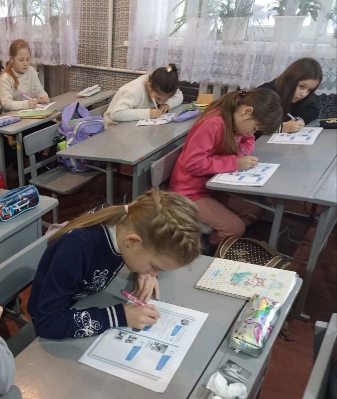 ���� �����������: ��������� � ������. ����: " ������������. 80 ��� �� ��� ������� ������������ ���������� �� ���������� ������� "