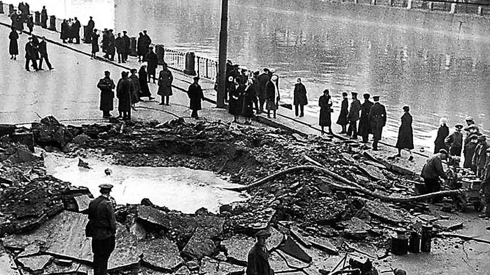 ���� �����������: ������� ���������� - ��� ����������� � ����������� �������� ������� ������������� �����.900 ���� � ����� ��� ������� ����� �� ���������